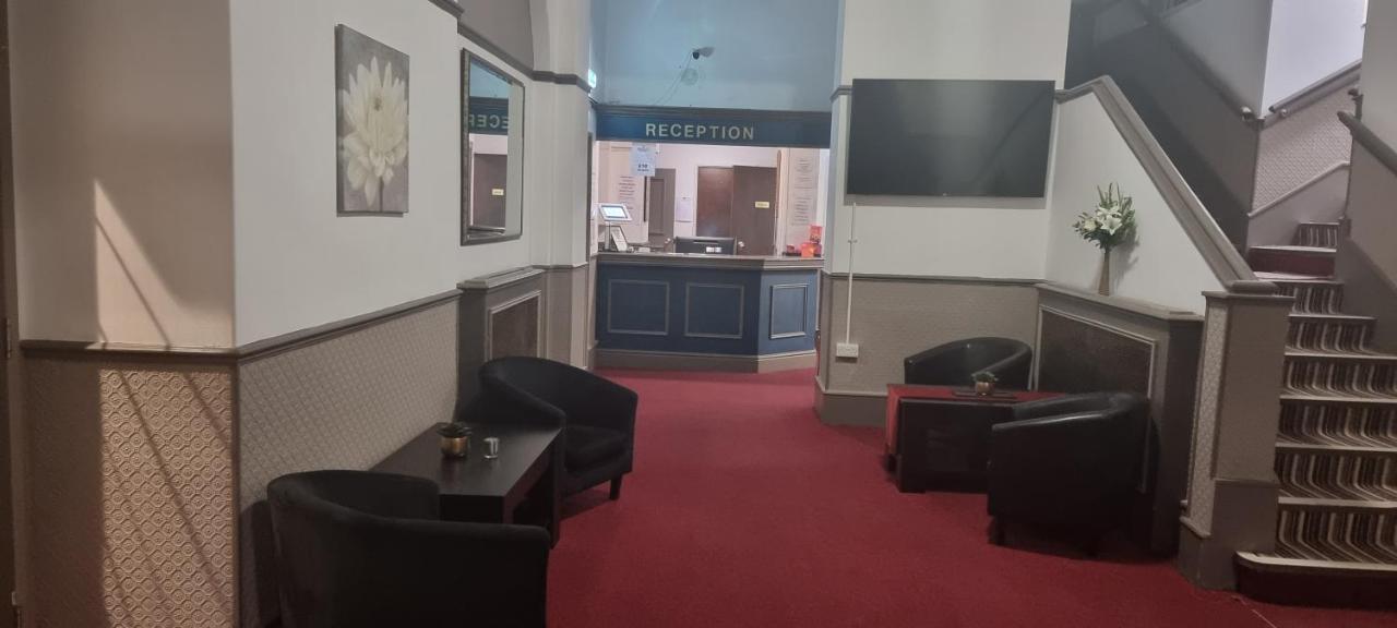 מנספילד Midlands Hotel מראה חיצוני תמונה