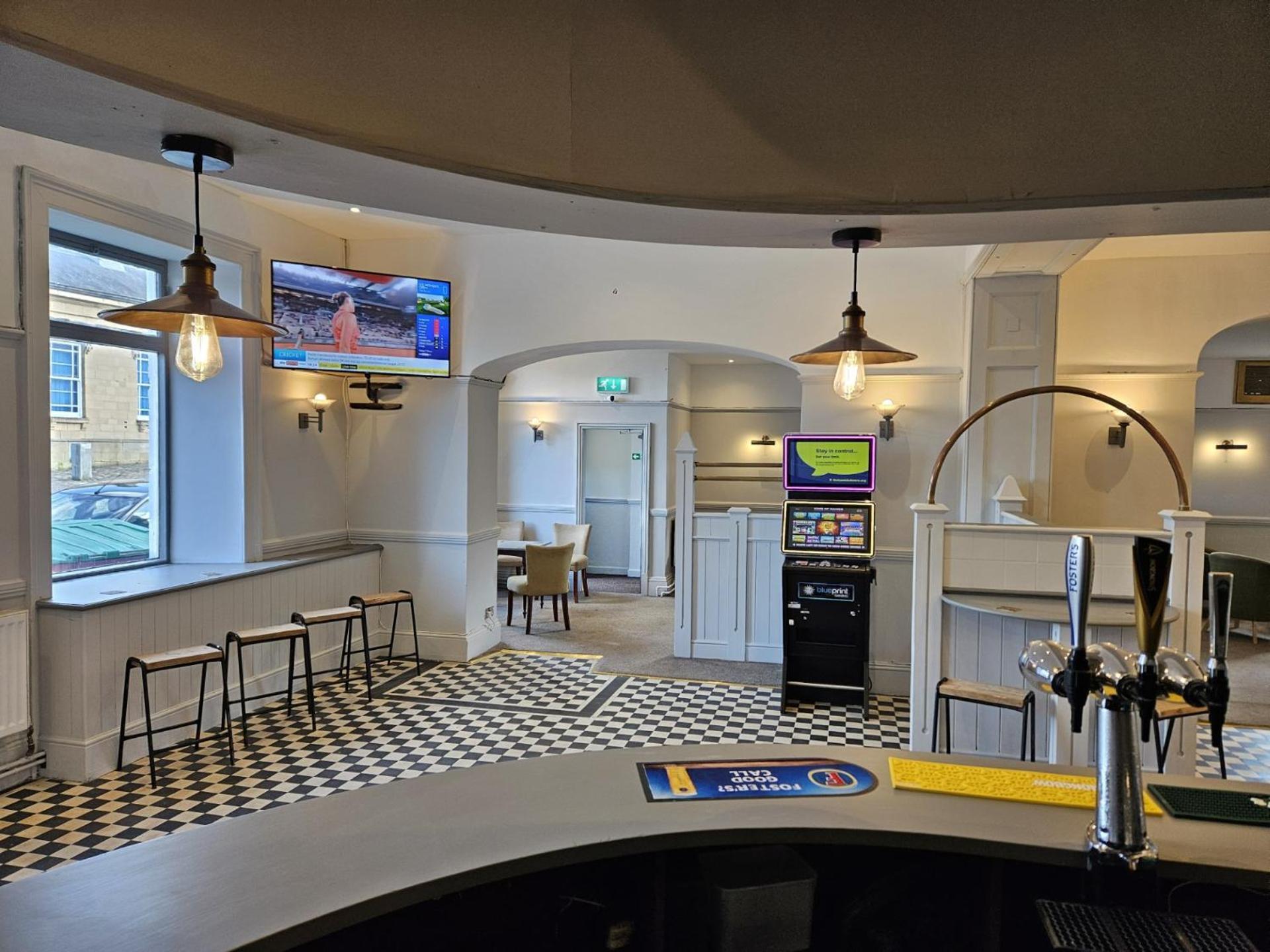 מנספילד Midlands Hotel מראה חיצוני תמונה